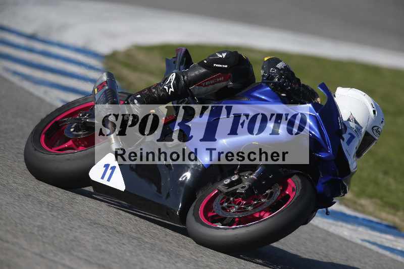 /Archiv-2024/02 29.01.-02.02.2024 Moto Center Thun Jerez/Gruppe gelb-yellow/211